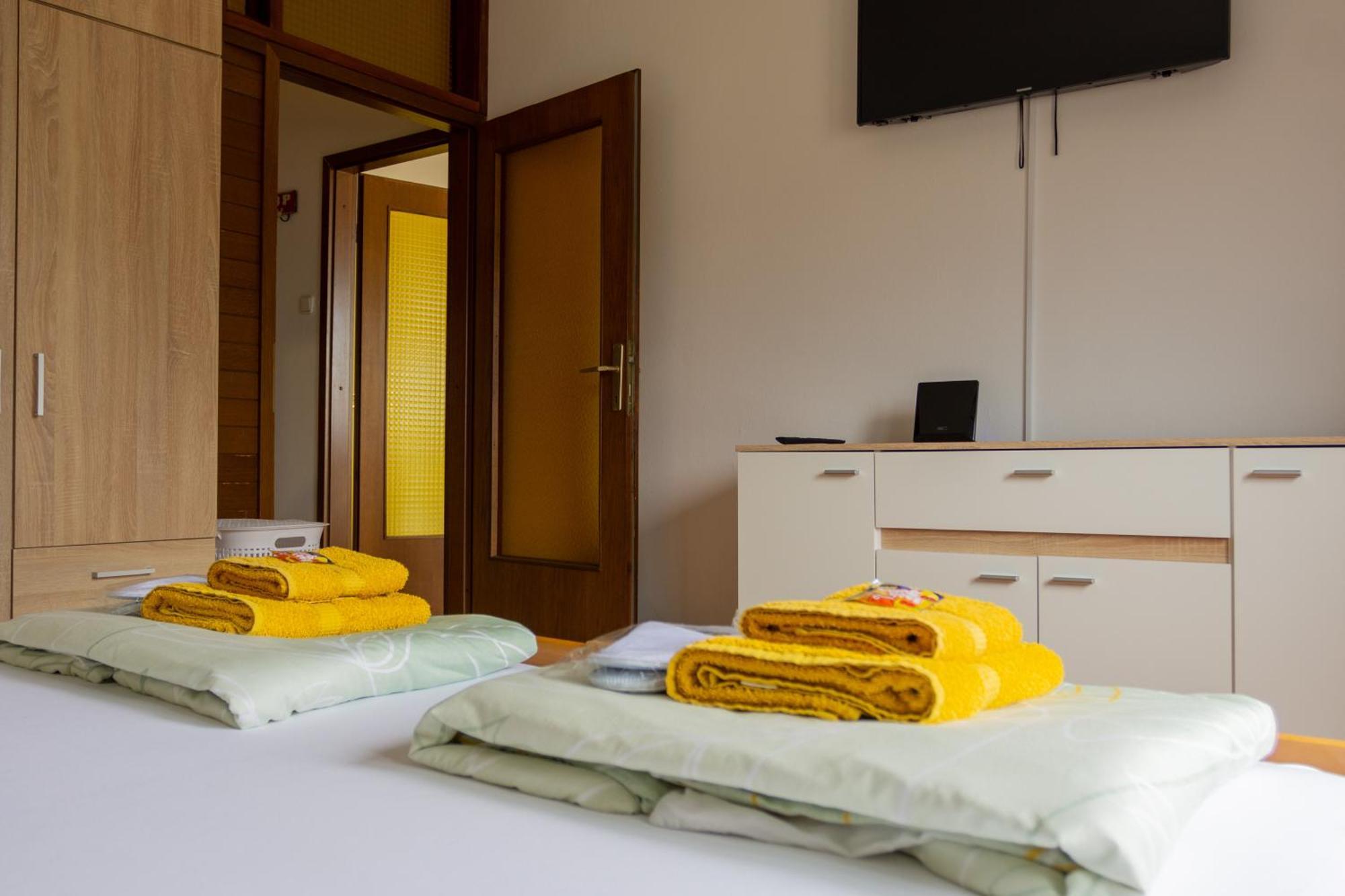 Sea View Retreat With 170Mbps Wifi And Sunny Balcony Apartment Kastav Ngoại thất bức ảnh